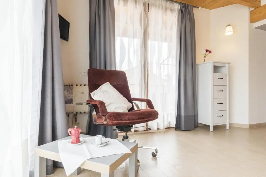 Peperino Attic Flat - photo 6
