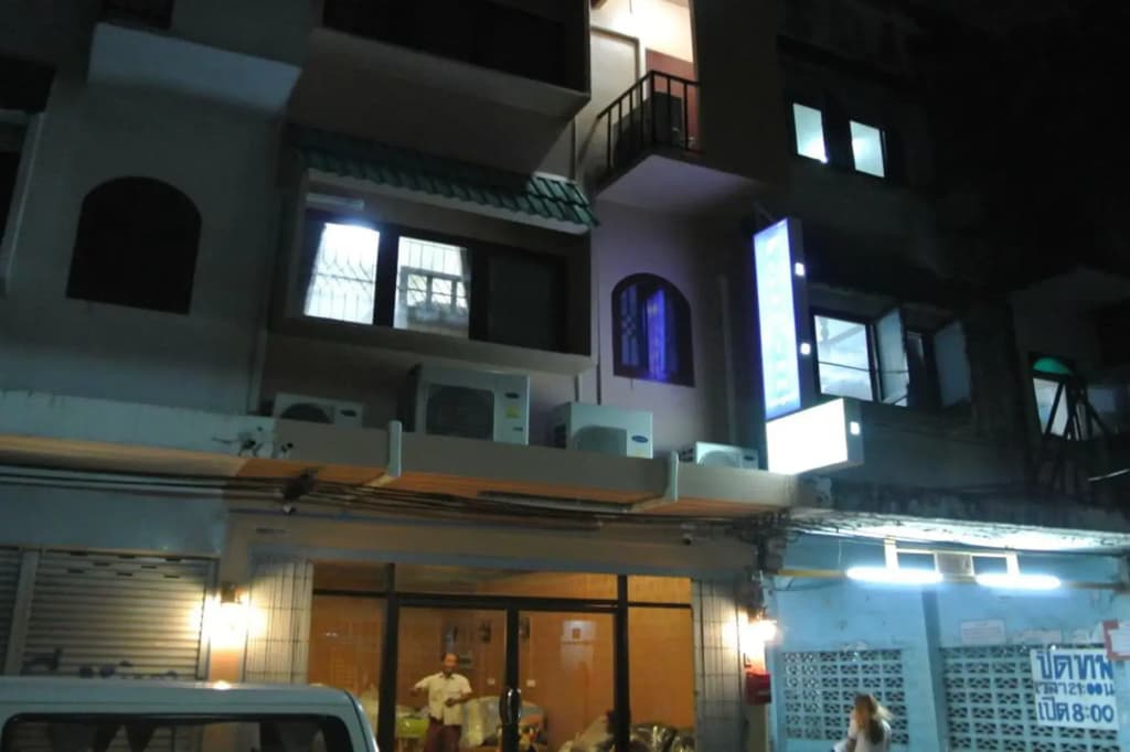 First Inn Bangkok Hostel - photo 16