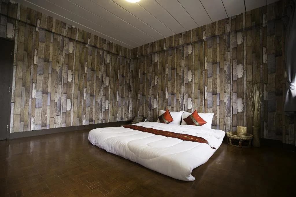 Houzzel360 Tha Pae - photo 2