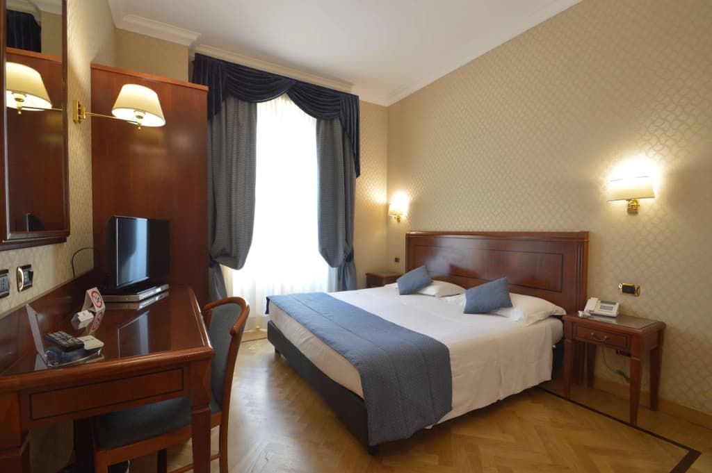Hotel Montecarlo - photo 24