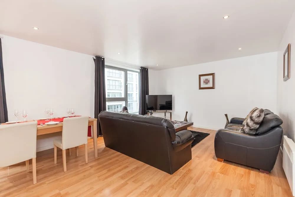 Stylish Garden View Apartment - photo 22