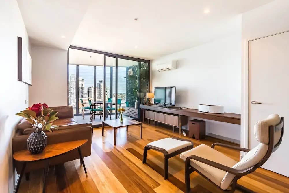 RIVER, 1BDR Melbourne Apartment - photo 4