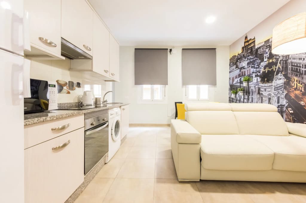 Smartr Madrid Chueca Apartment - photo 18