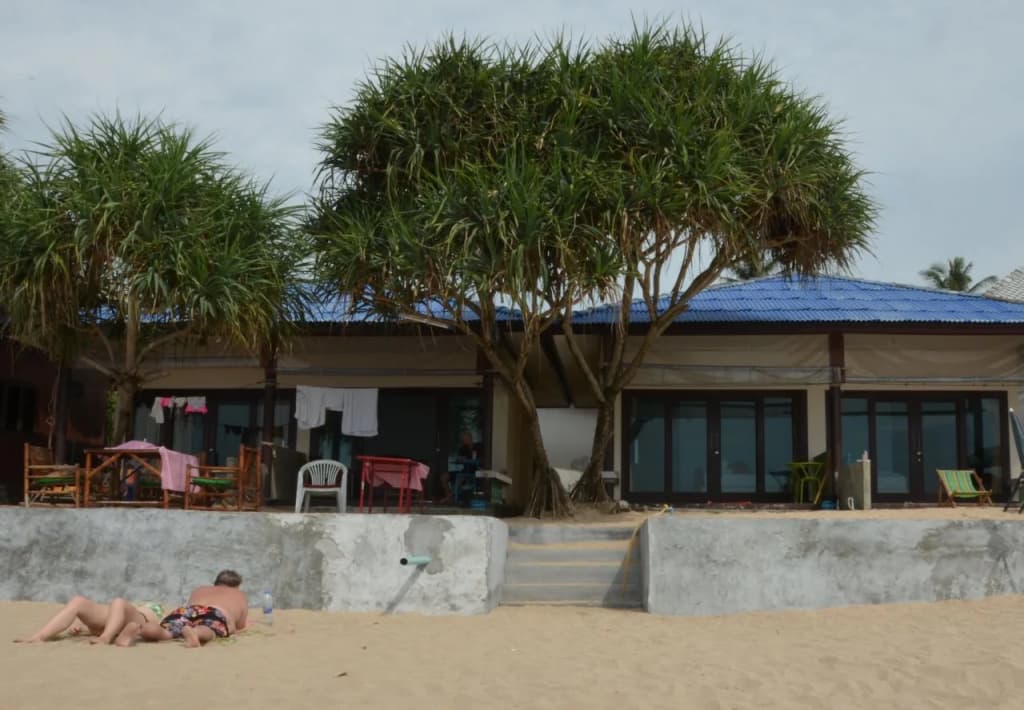 Pink House Bungalow - photo 8
