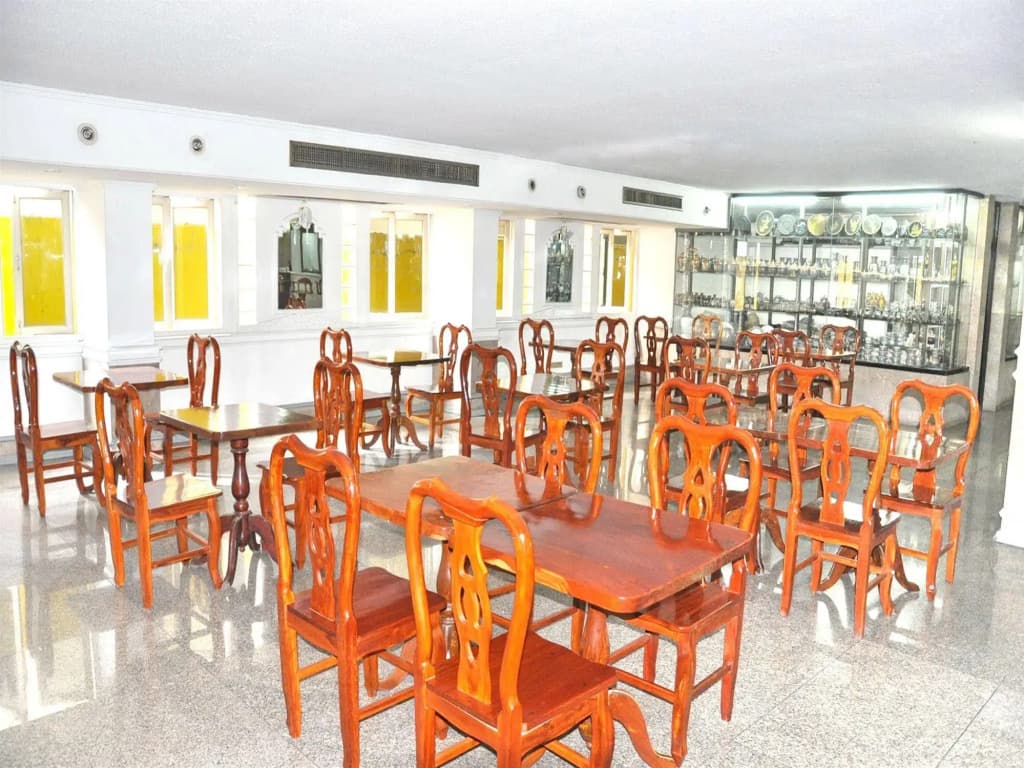 Highfive Hotel - photo 15