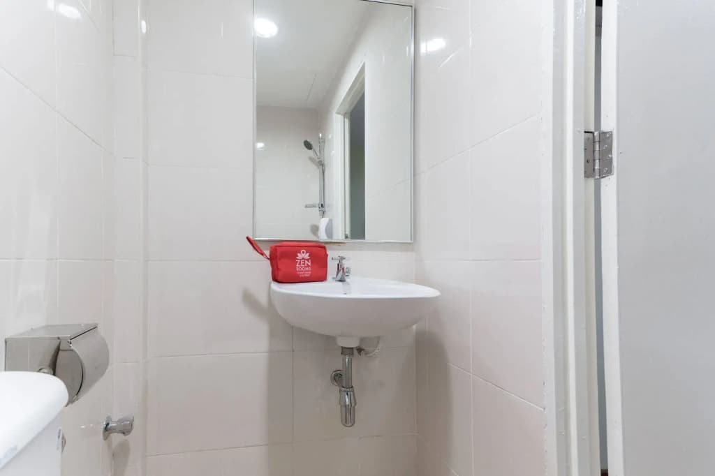 ZEN Rooms Basic Sentul Kuala Lumpur - photo 10