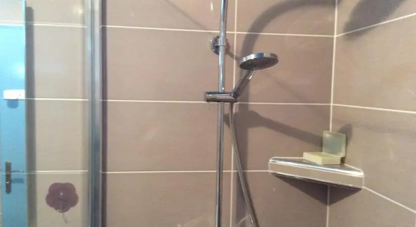 Bed  Breakfast Montgallet - photo 5