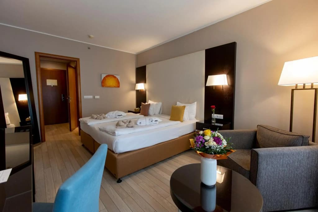 Lions Garden Hotel - photo 6