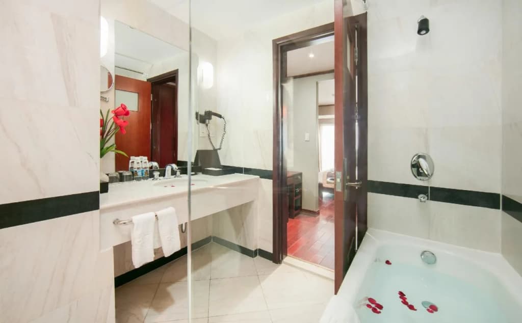 Quoc Hoa Premier Hotel and Spa - photo 9