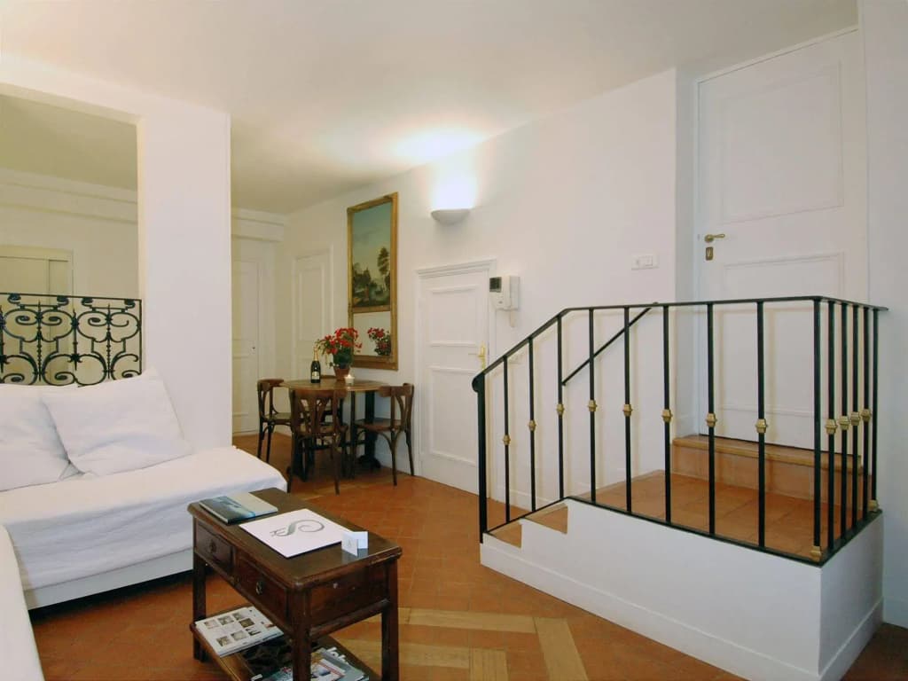 Mithouard Apartment - photo 12