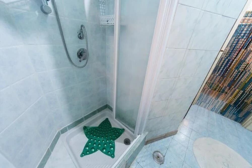 Sunshine Hostel - photo 13