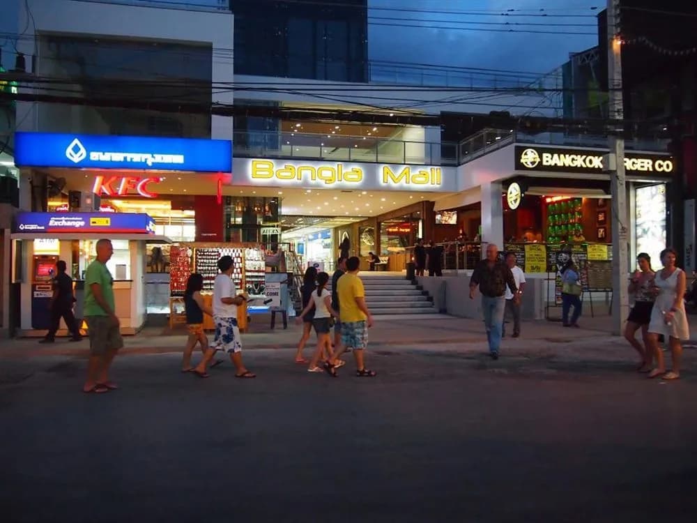 WhyNot Backpackers Capsule Hostel - photo 20