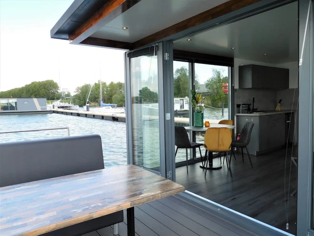 Houseboat Schellingwouderdijk - photo 5