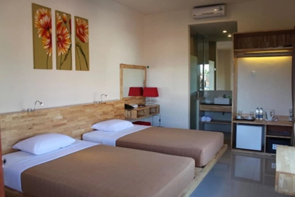 Hotel Karthi - photo 4