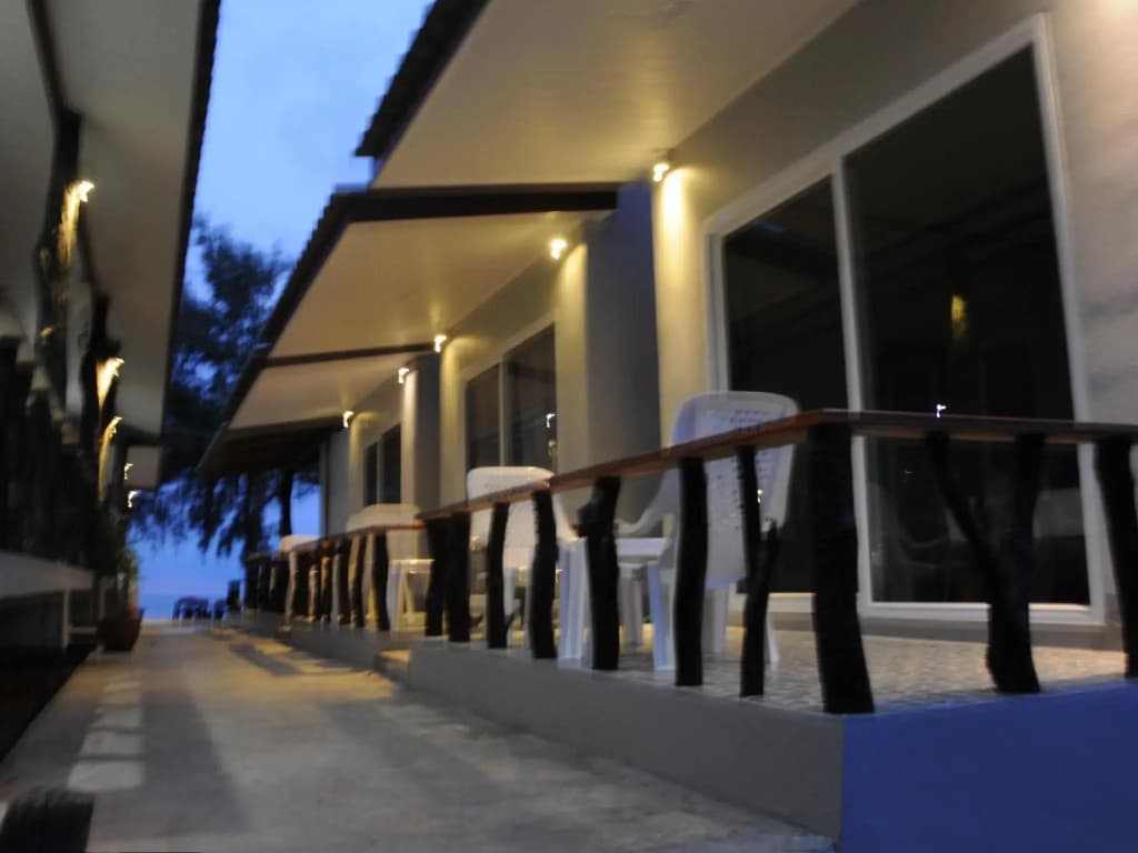 Lanta Wild Beach Resort - photo 6