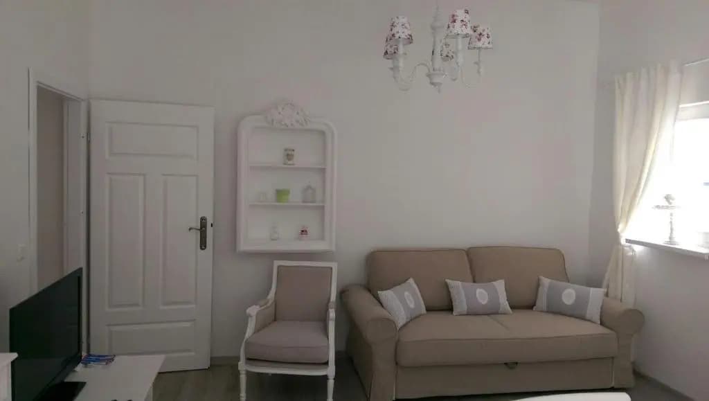 Romantic Style Apartment Berlin - photo 4