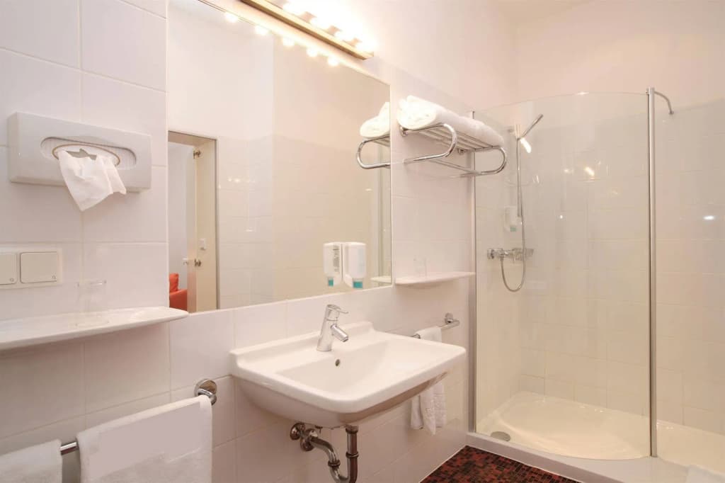 Hotel Kunsthof - photo 10