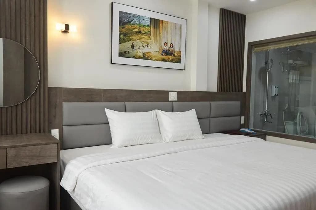 Van Nam Hotel - photo 9