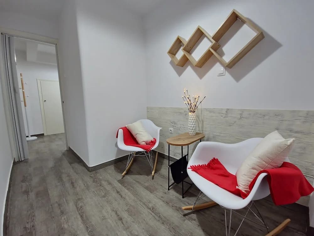 Helen's Place - photo 6