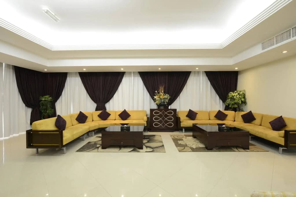 Royal Beach Hotel & Resort - photo 20