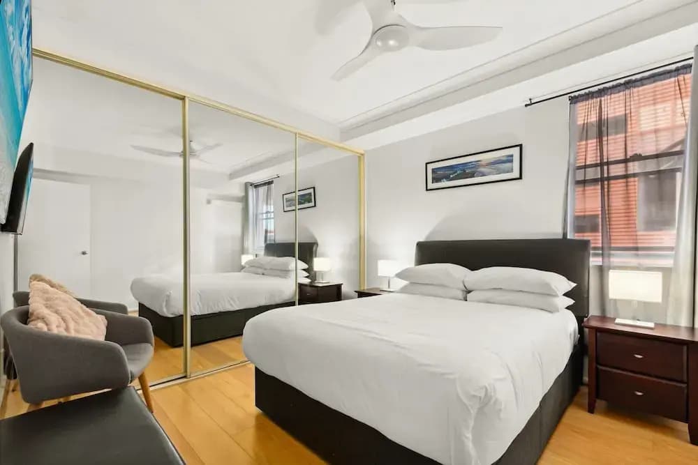 Spacious 2-bed Apartment Near Parramatta CBD - photo 1