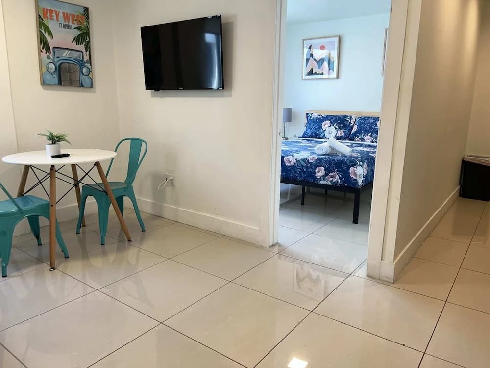Miami Suite 301 - photo 6
