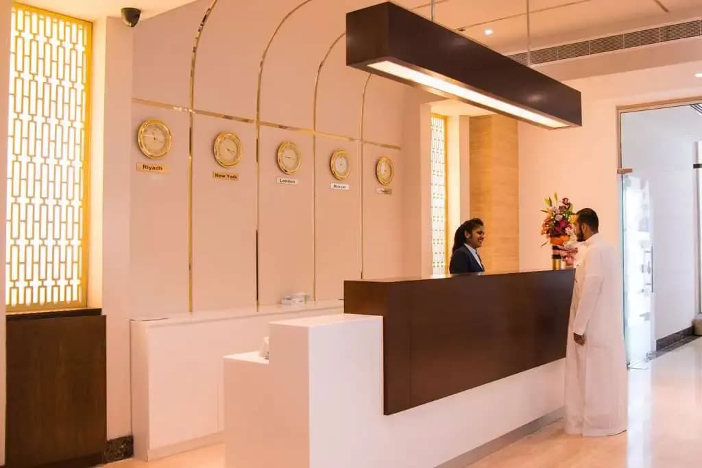 City Park Hotel Apartments - photo 18