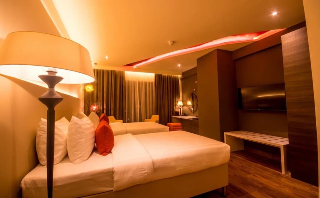Carnelian Muscat — Airport Hotel - photo 18