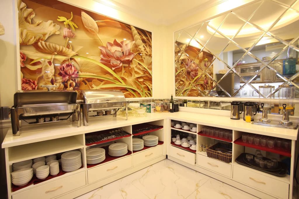 My Moon Hotel - photo 13