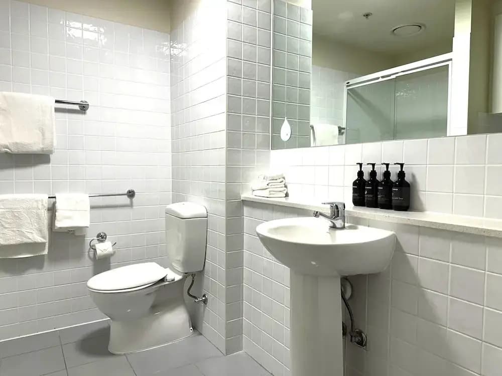 Urban Apartments Melbourne on Elizabeth - photo 10