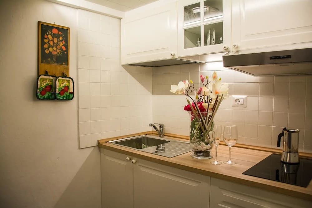 Dantes Rooms - photo 2