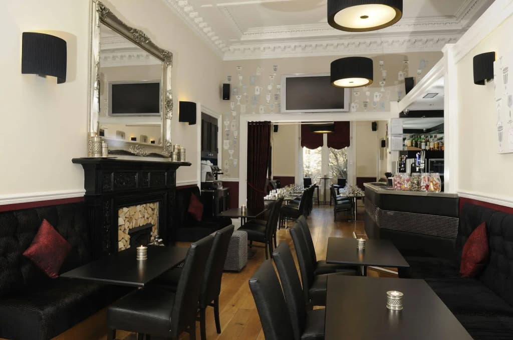Revolver Edinburgh - photo 24