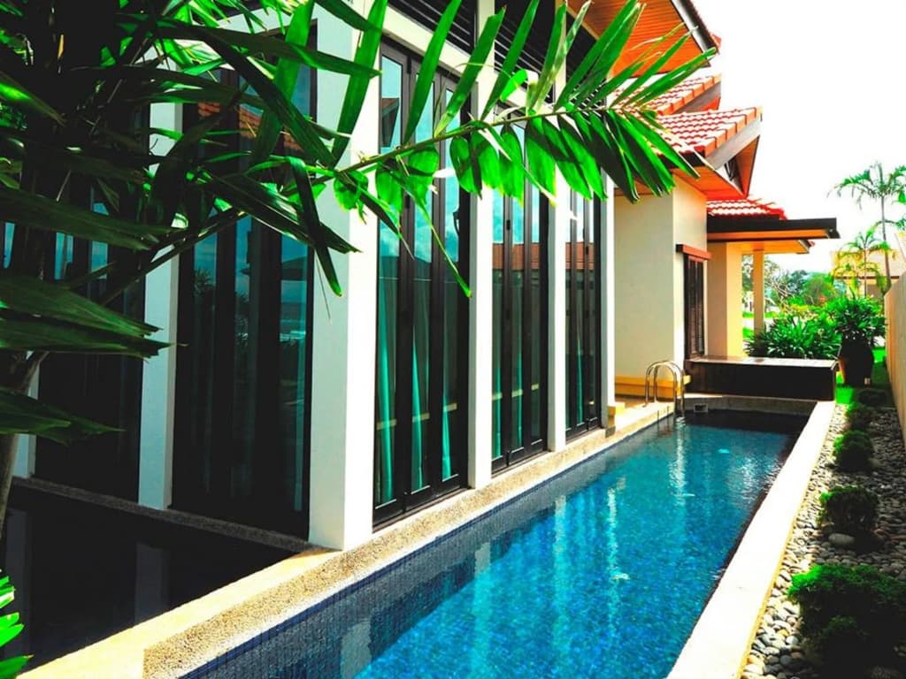 Borneo Beach Villa & Suite - photo 12