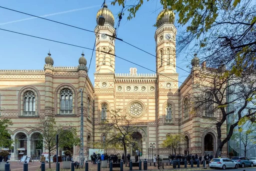 Grand Synagogue Dream Home - photo 1