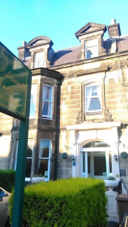 The Alexander Guest House - photo 40