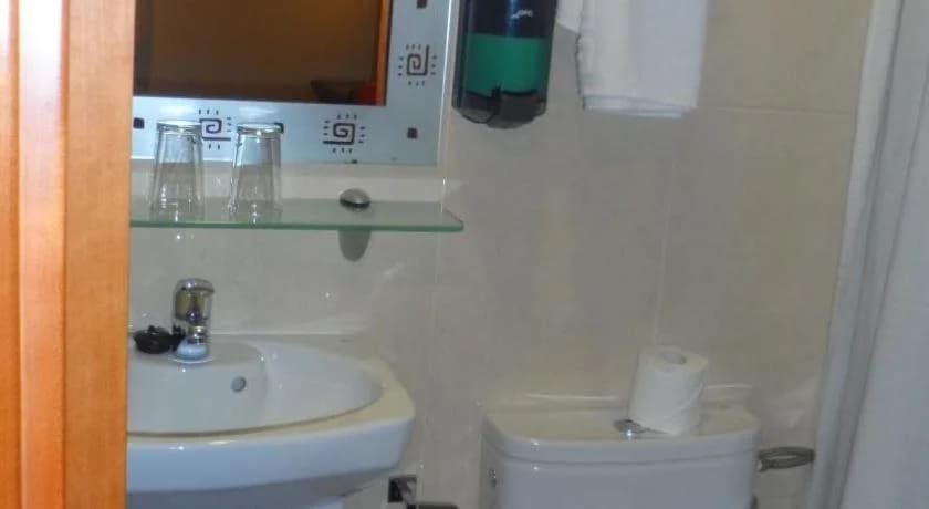 Hostal La Nava - photo 6