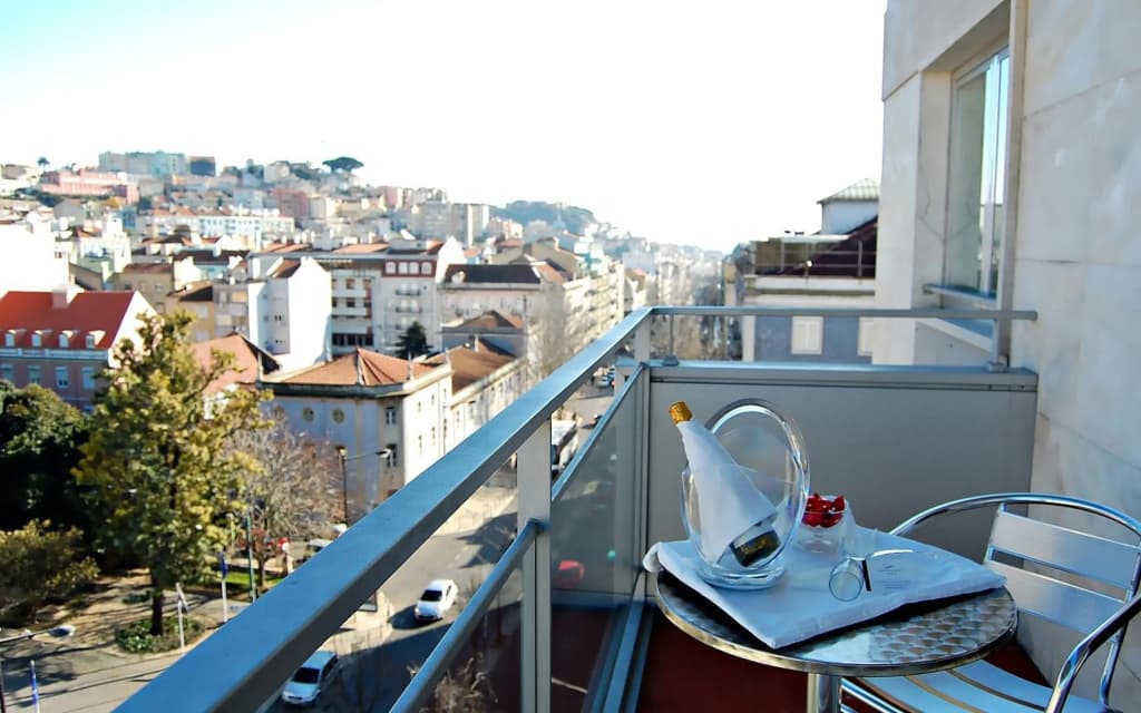 Lisbon City Hotel - photo 37