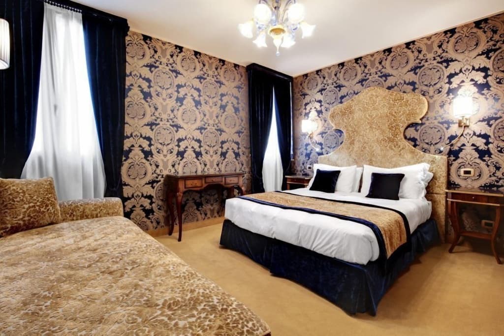 Hotel Casanova Venezia - photo 4