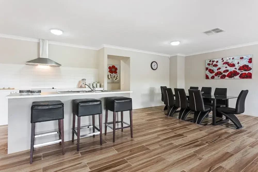 Serviced Houses - Bulla Hill - photo 13
