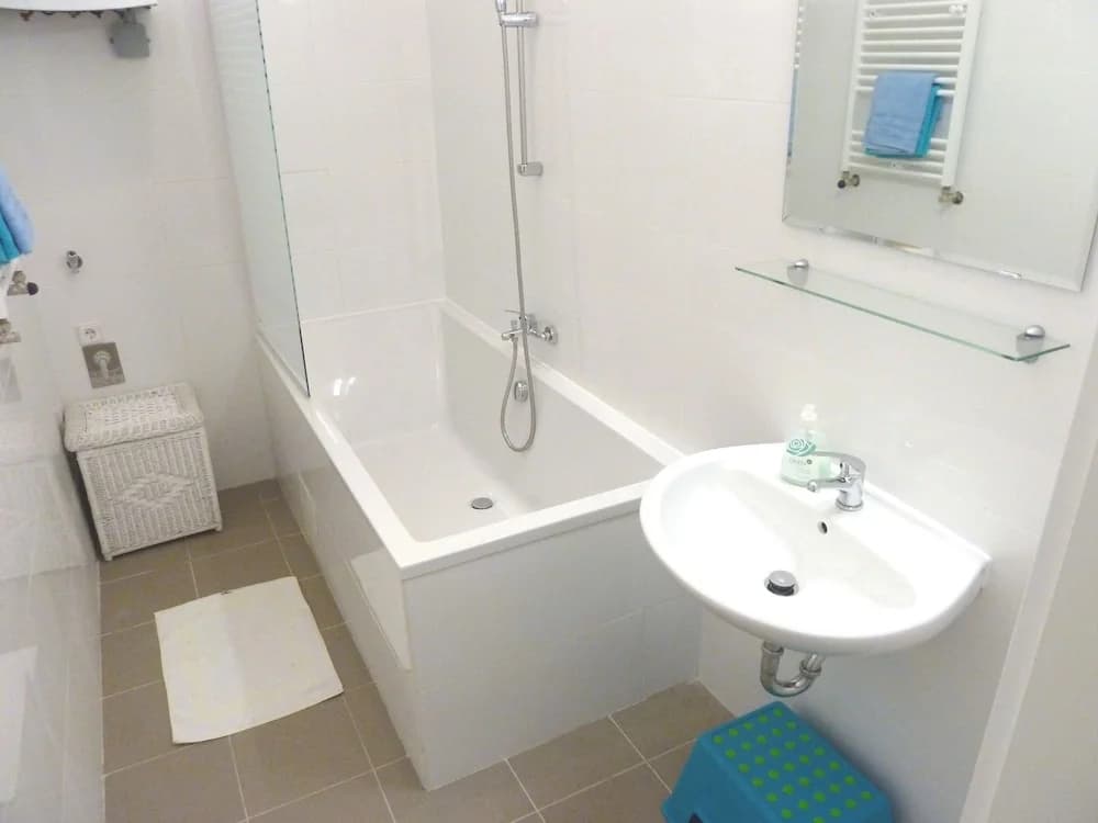 Sobieski Town Apartments - photo 25