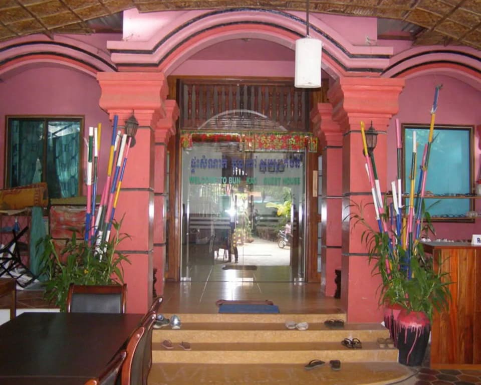 Bun Kao Guest House - photo 2