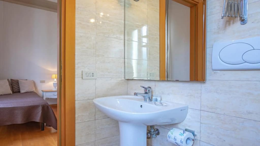 Tevere Home - photo 26