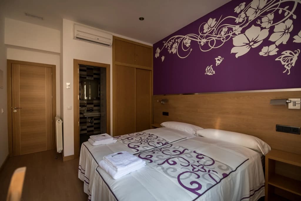 Hostal Carracedo - photo 6