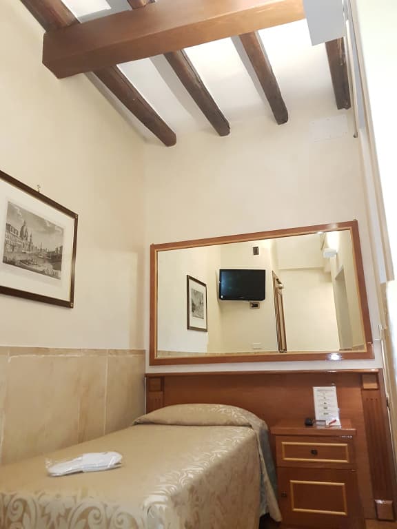 Hotel Pantheon - photo 19