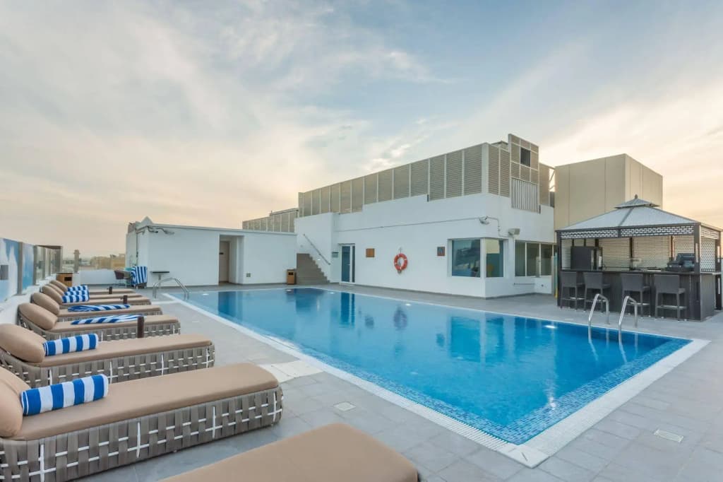 The Avenue Hotel - photo 17