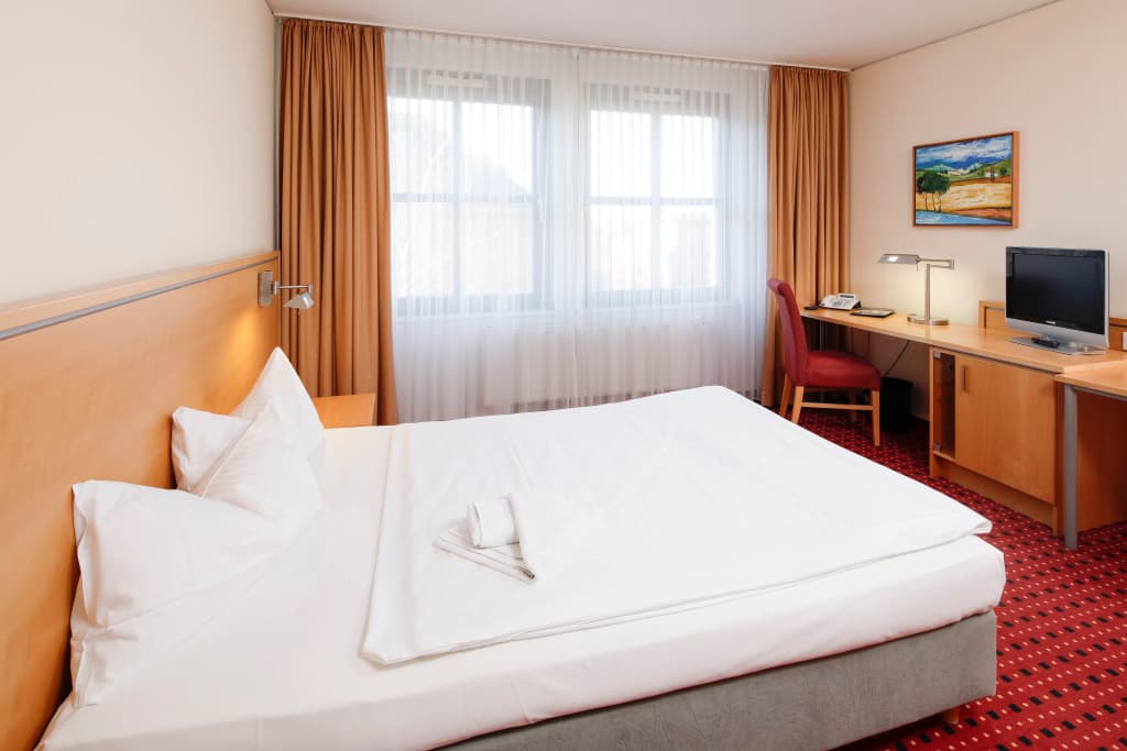 Airporthotel Berlin Adlershof - photo 3