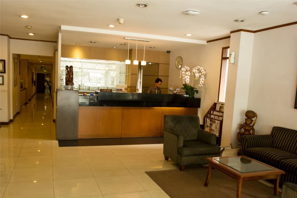 Cipta Hotel Wahid Hasyim - photo 2