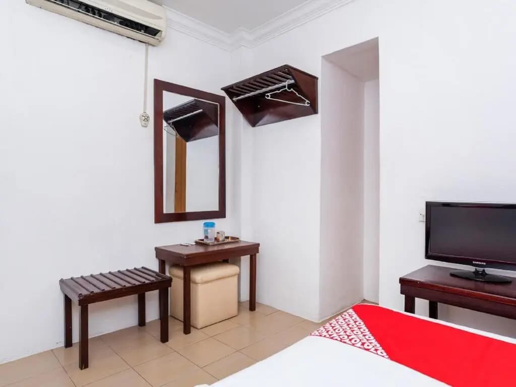 OYO 90742 I-home Hotel - photo 4