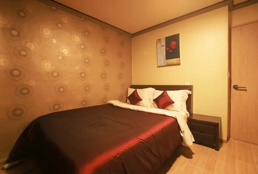 Bobos Motel - photo 1