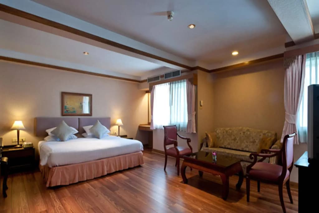 Silom City Hotel - photo 5